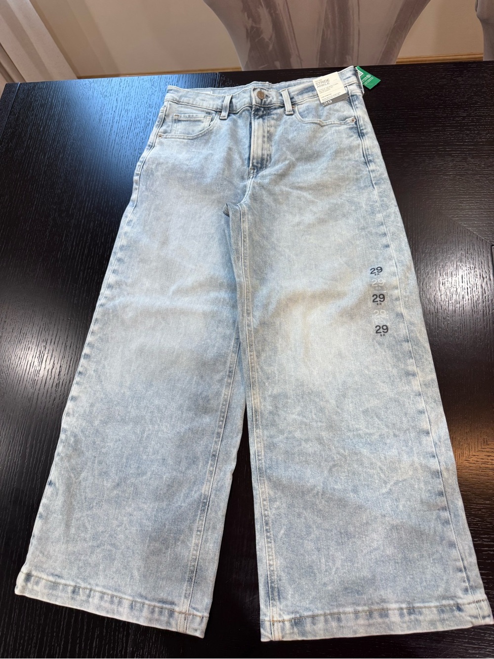 GAP Women's STRIDE ANKLE Light Acid Wash Wide-Leg Jeans